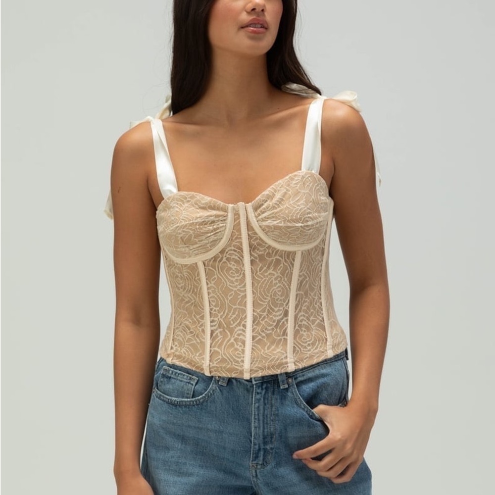 WEST OF MELROSE Womens Lace Corset Top